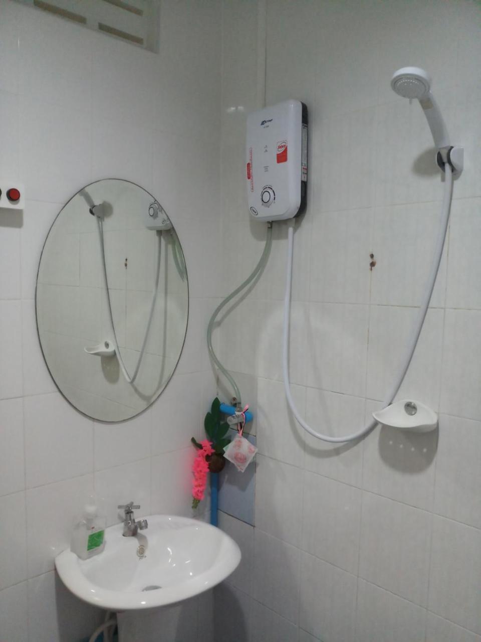 Kata S. T. House Hotel ภายนอก รูปภาพ