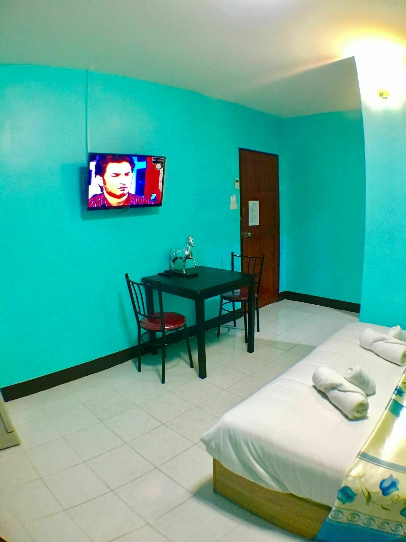 Kata S. T. House Hotel ภายนอก รูปภาพ