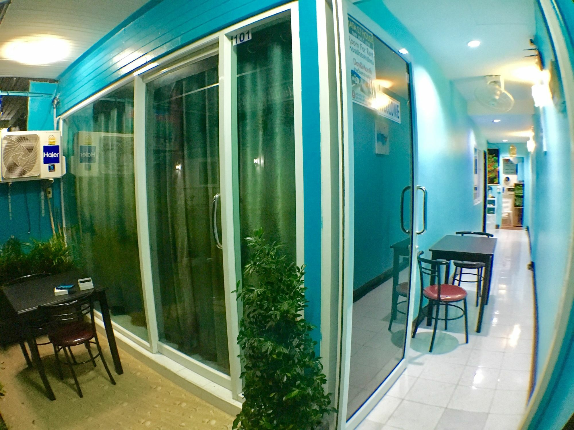 Kata S. T. House Hotel ภายนอก รูปภาพ