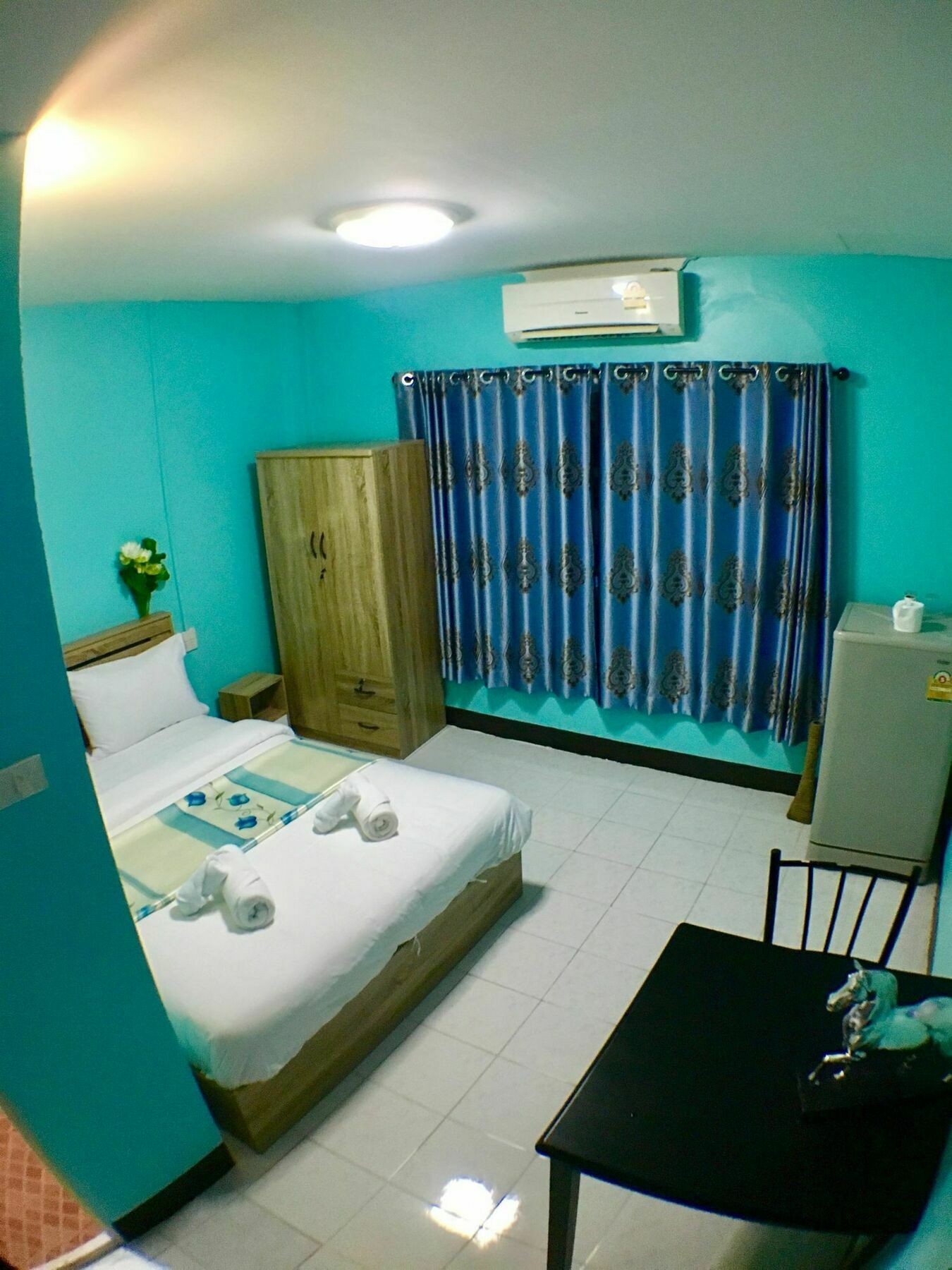 Kata S. T. House Hotel ภายนอก รูปภาพ