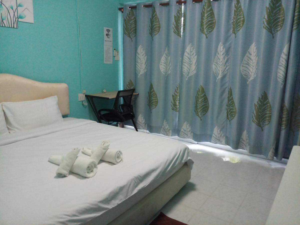 Kata S. T. House Hotel ภายนอก รูปภาพ